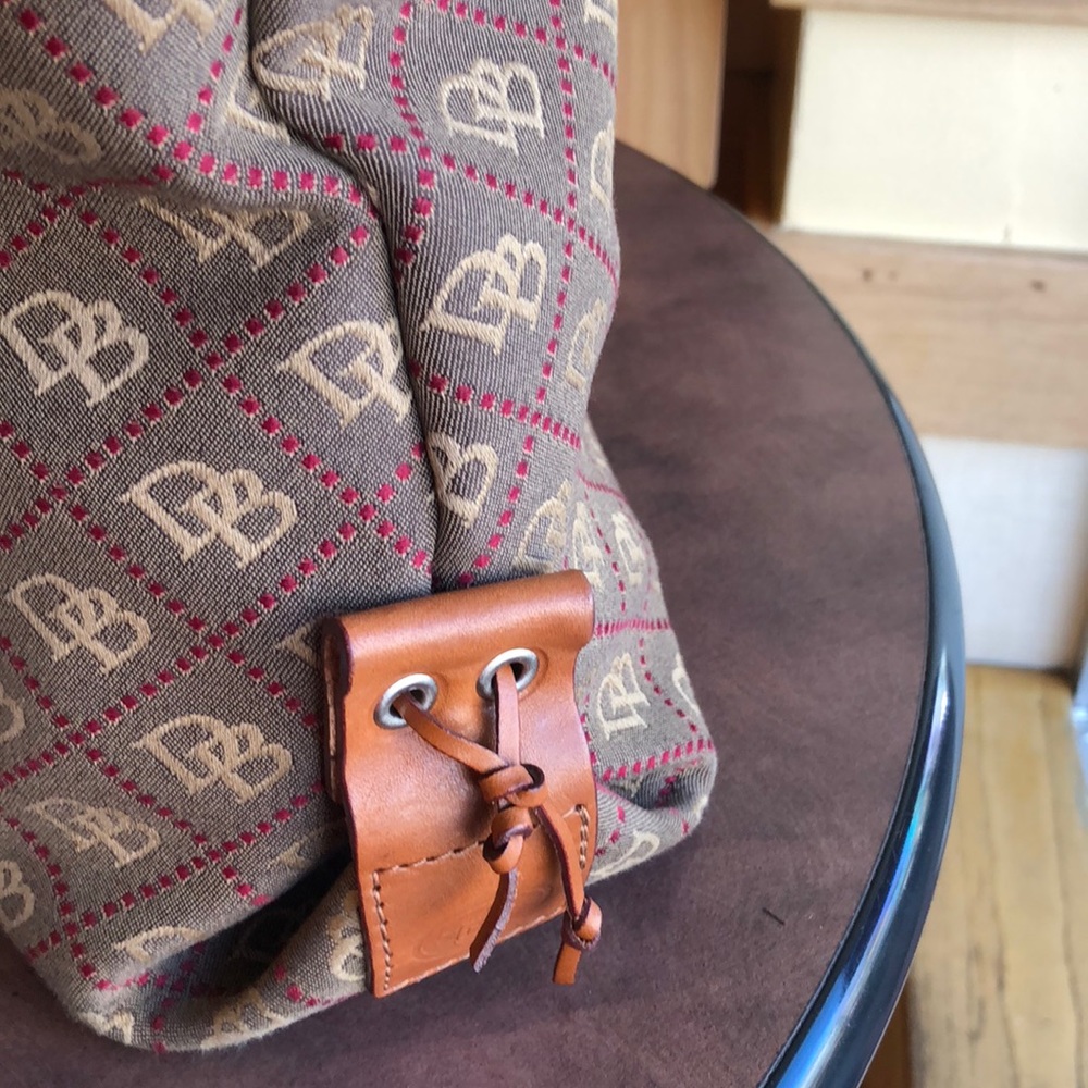 Dooney and Burke tote L - Picture 2 of 3